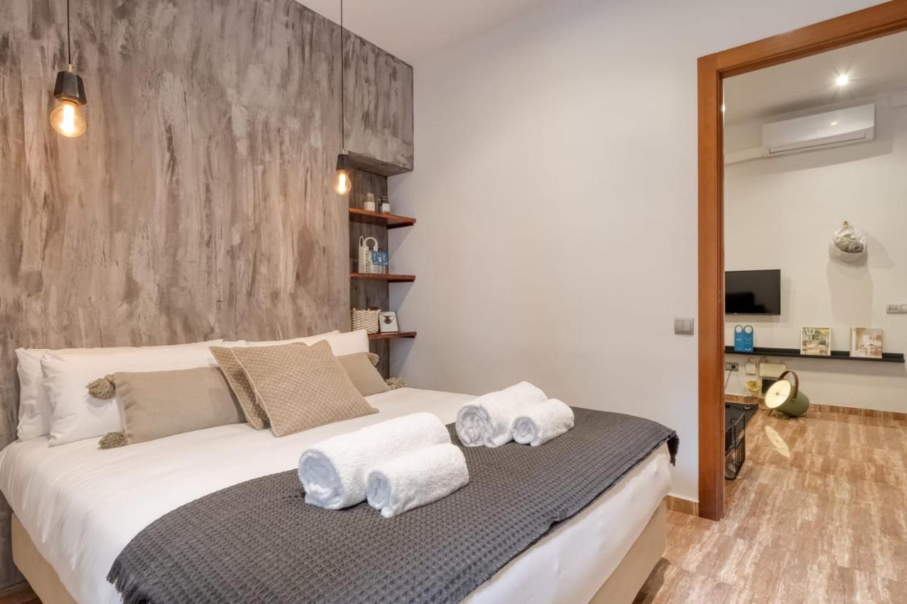Sweet Inn - Lesseps Barselona Dış mekan fotoğraf